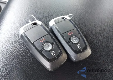 2019 Ford F-150 Lariat из США, поврежденный, VIN 1FTEW1E4XKFC79379